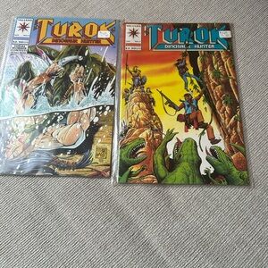 Turok Dinosaur Hunter Comic Set